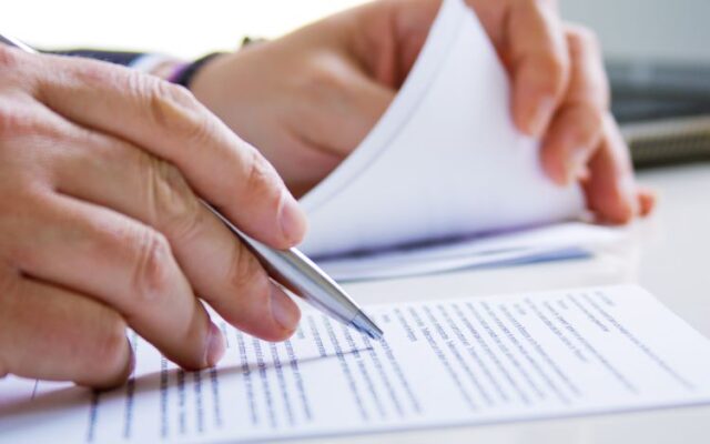 Essential Clauses Every Business Contract Should Have